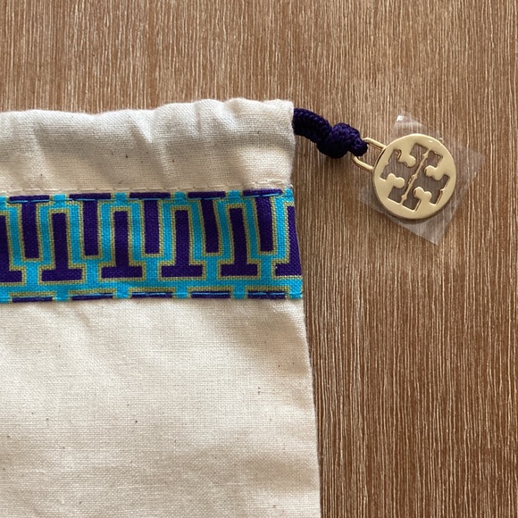 Tory Burch Dust Bag 15"x10" - Picture 3 of 4